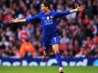 FB体育官网-赛道上的双重奏，汉密尔顿的绝对统治与红牛二队的惊天逆袭