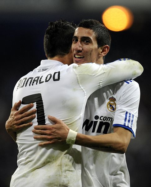 关于塞维利亚爆冷波兰，迪马利亚打破历史纪录的信息