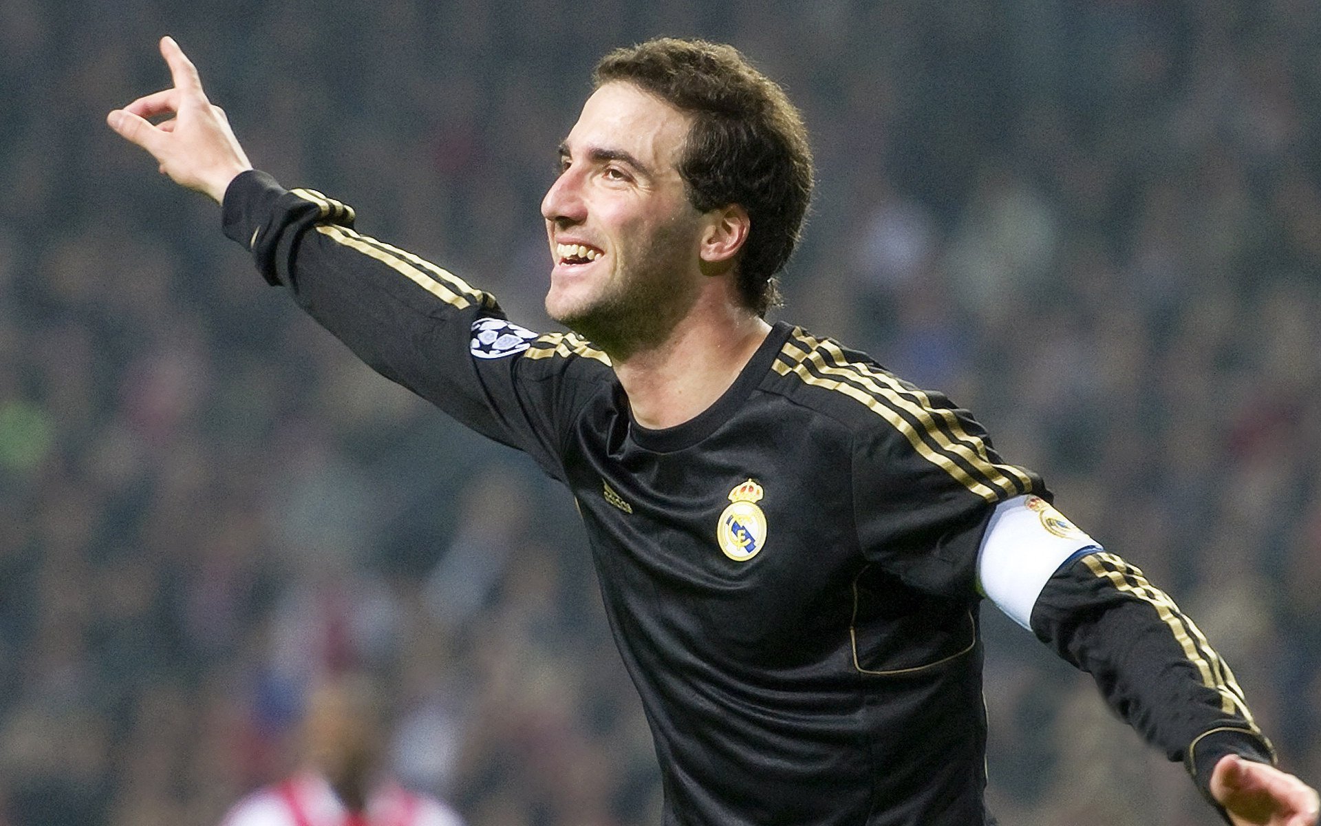 双城记，从希腊神话到伊比利亚王座—楚阿梅尼的德比宣言与欧洲足球新叙事