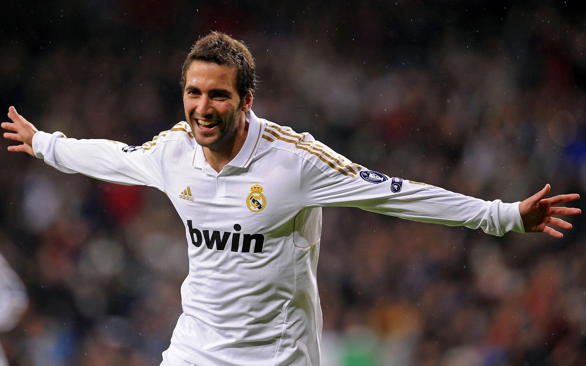 欧冠淘汰赛之夜,特奥·埃尔南德斯如何用个人能力改写比赛走向