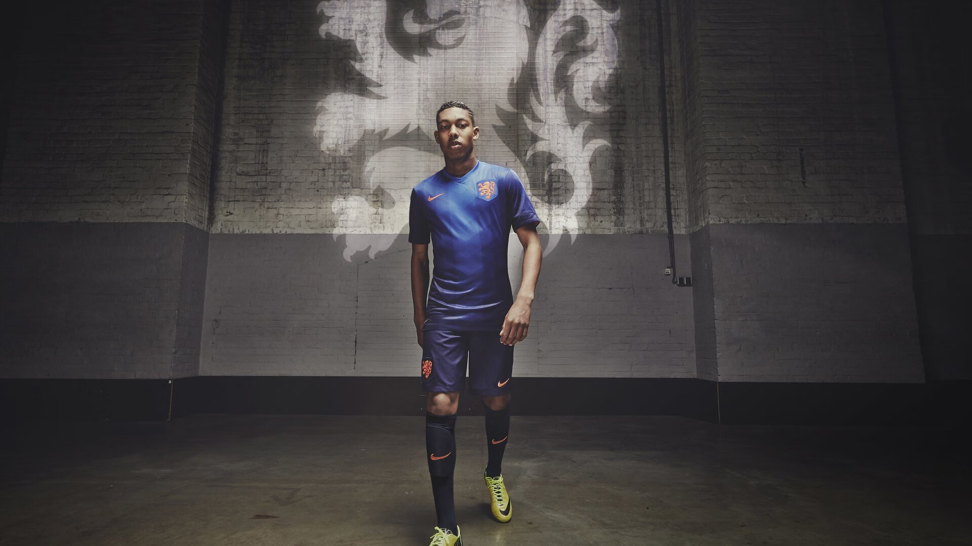 一役封神，当韩国队完胜波兰队，奥恰洛夫在阴影中绽放永恒高光